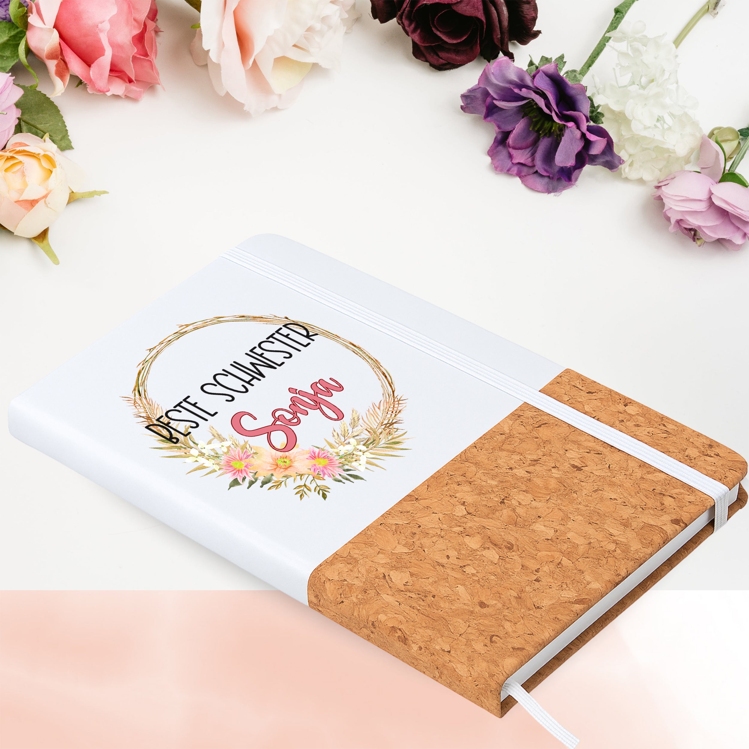 Notizbuch mit Korkeinband, weiß, florales Design, personalisiert.