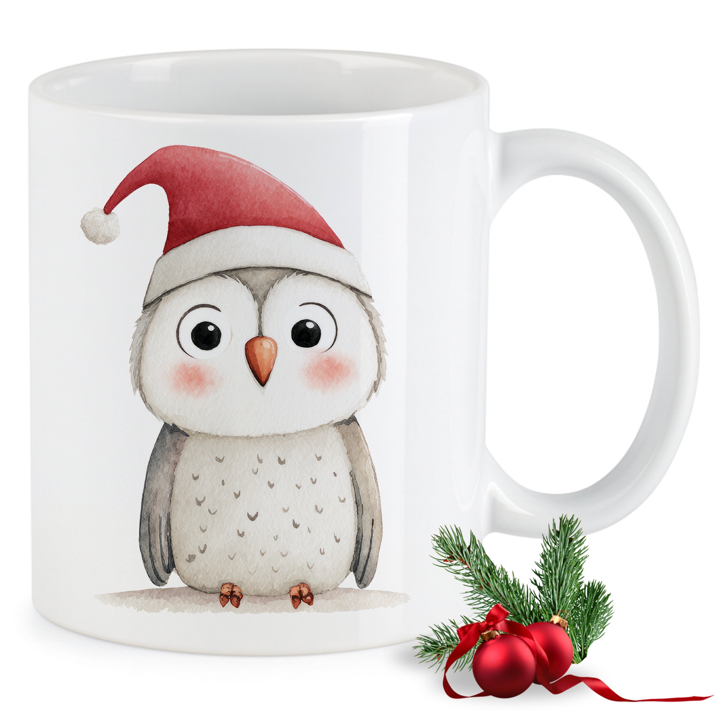 Kaffeetasse mit niedlicher Eule und Weihnachtsmütze.