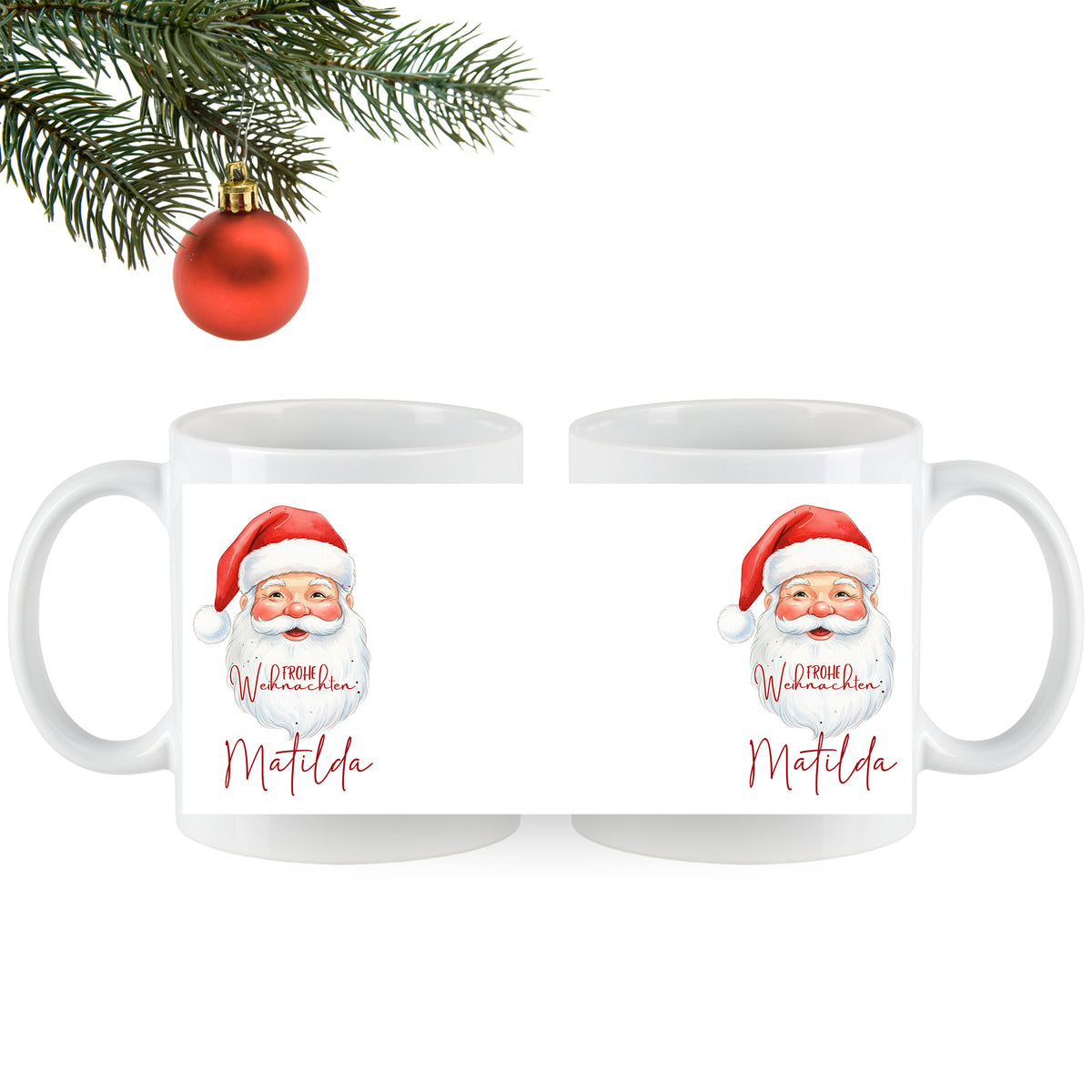 Weiße Tassen mit Weihnachtsmann-Motiv und rotem Schriftzug.