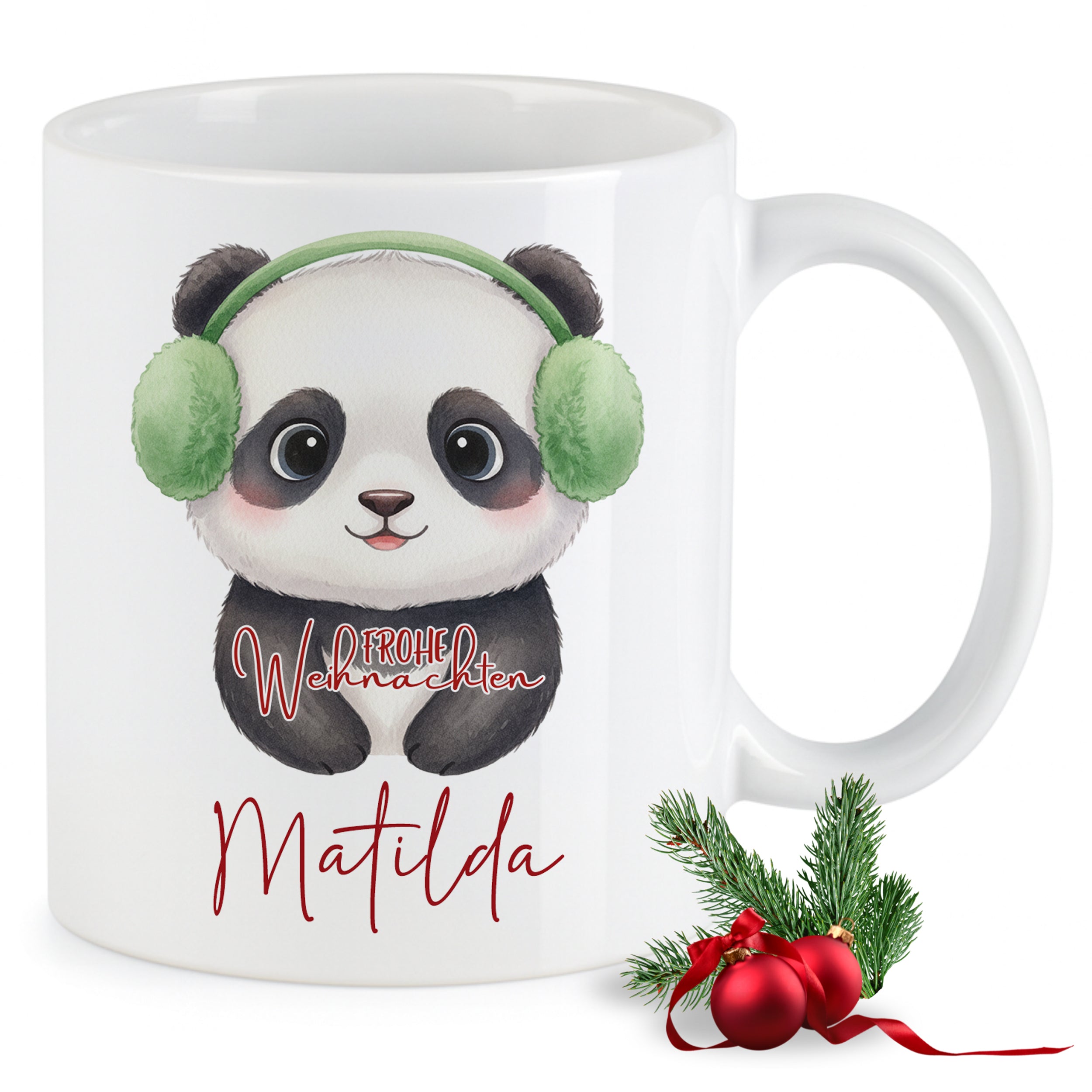 Weißer Becher mit Pandadesign und Weihnachtsgruß.
