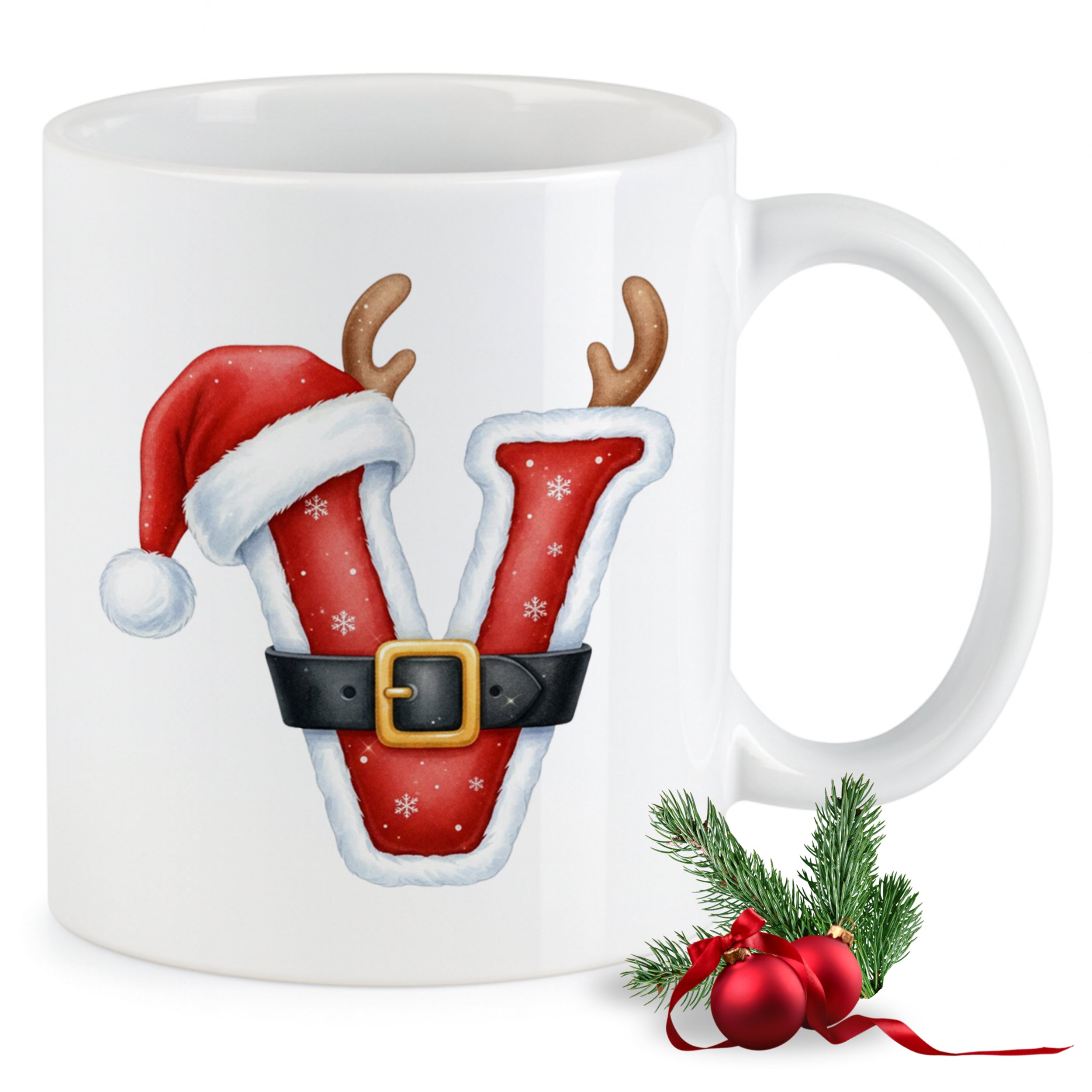 Weißer Weihnachtsbecher mit rotem "V", Weihnachtsmannmütze und Geweih.