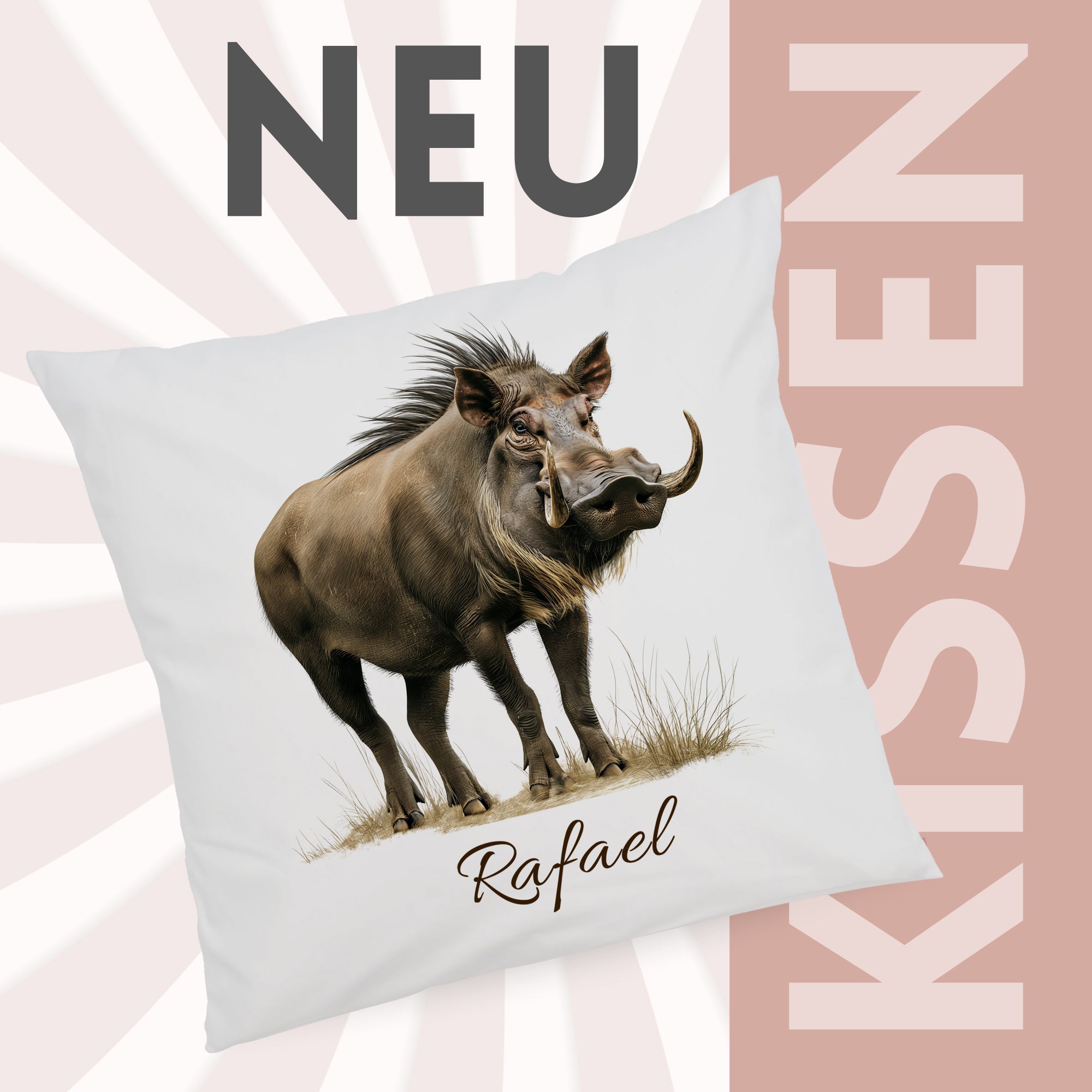 Kissenbezug mit Warzenschweinmotiv und Wunschname vor grafischem Hintergrund