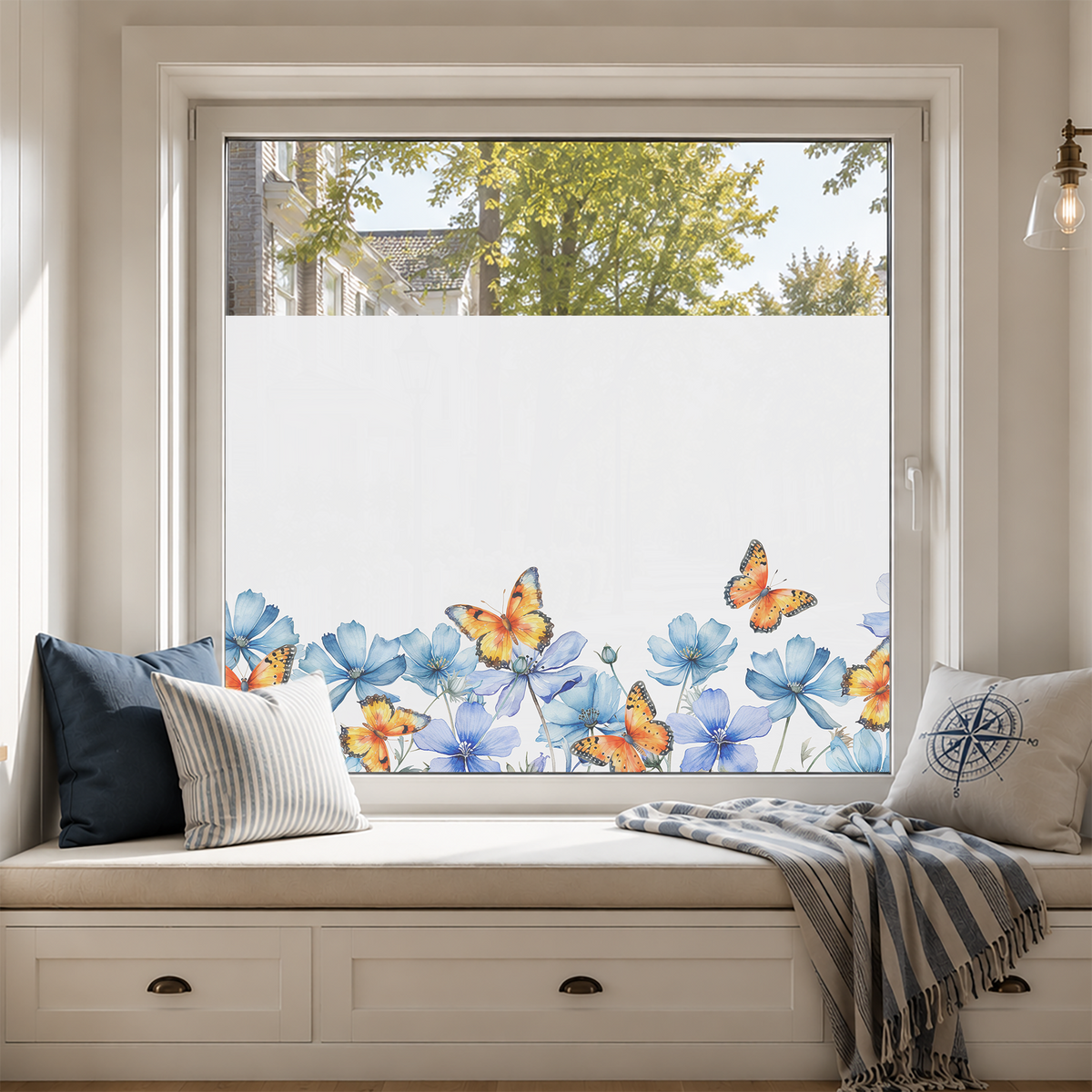 Fensterfolie Blumen mit Schmetterlingen