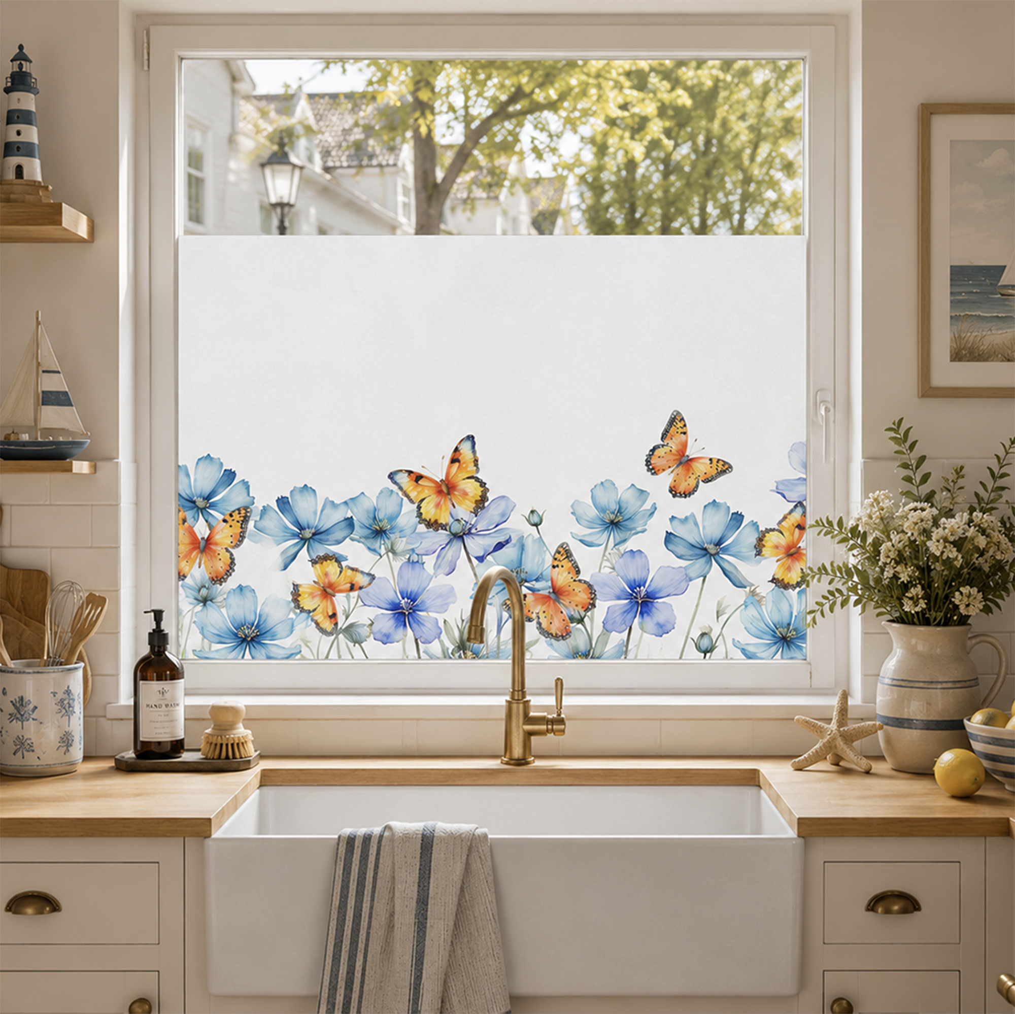 Fensterfolie Blumen mit Schmetterlingen