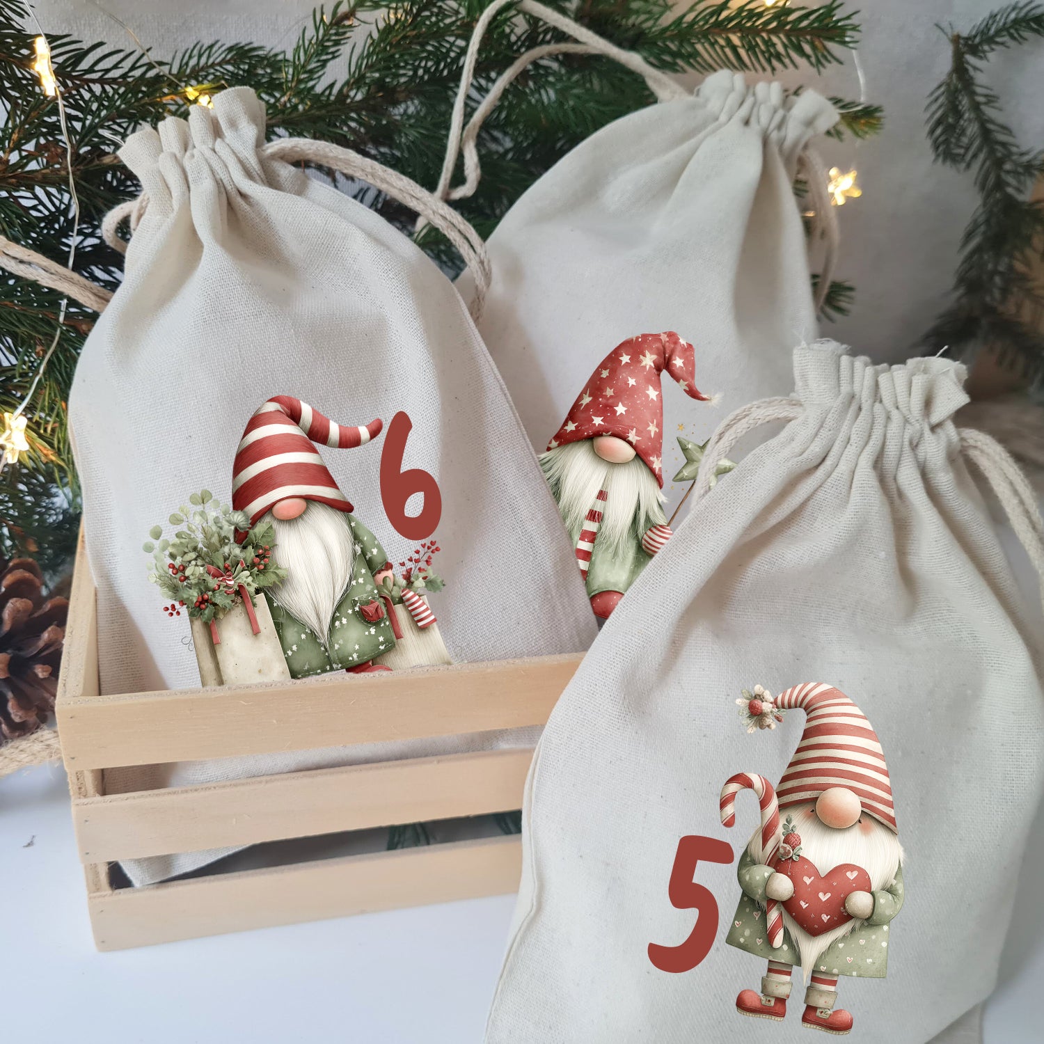 Adventskalender Weihnachtswichtel in Rot & Grün