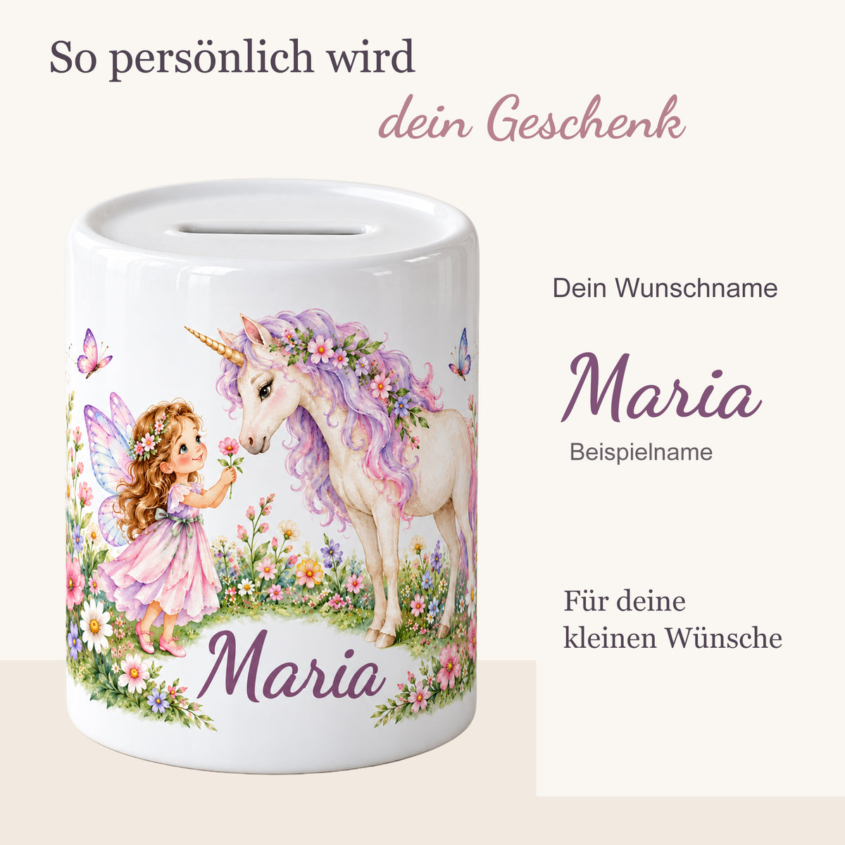Namenspersonalisierung auf einer Keramikspardose mit einer Fee, einem Einhorn und einer Blumenwiese; daneben ein vergrößerter Beispielschriftzug.