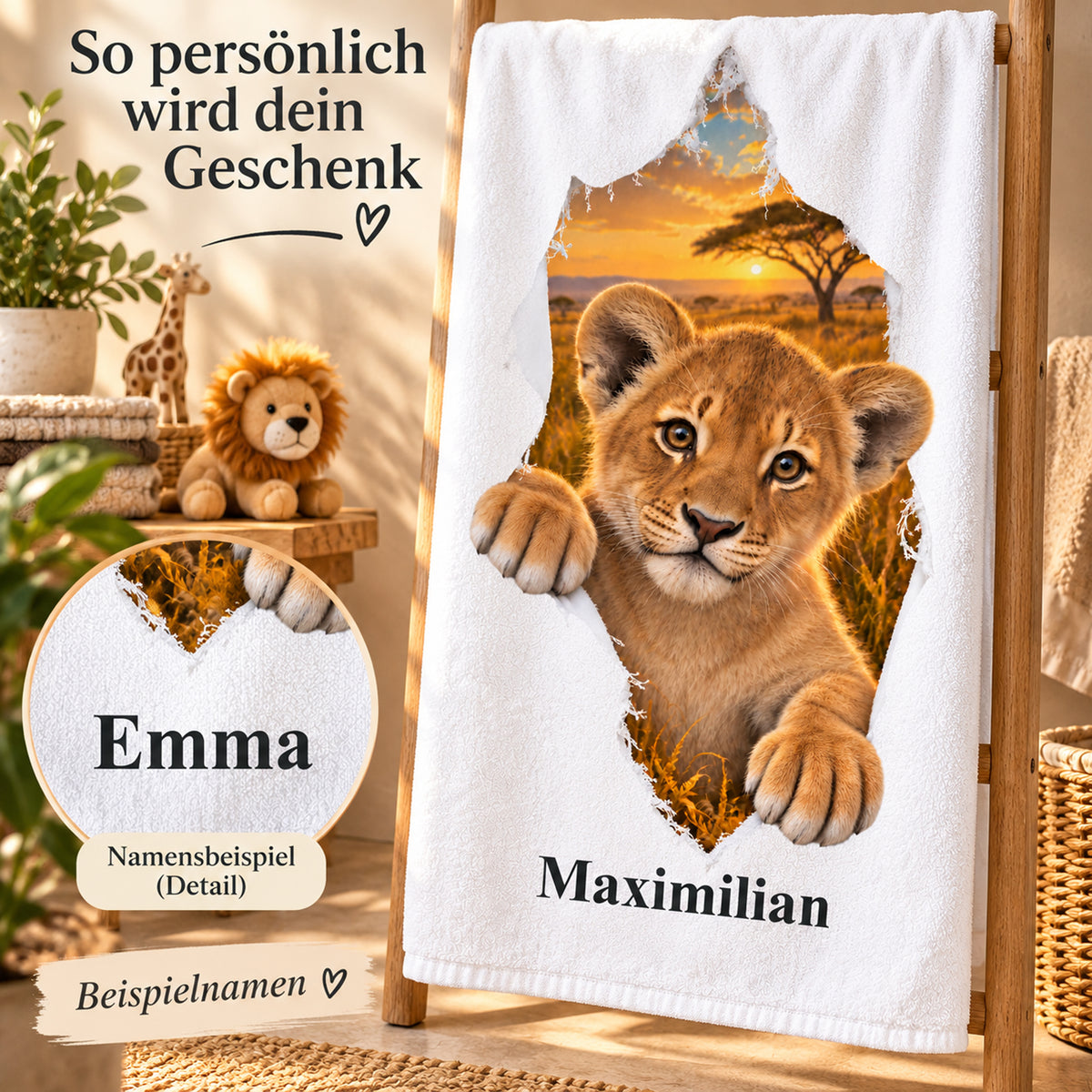 Löwe-Handtuch mit Namensaufdruck und Detailausschnitt eines weiteren Namensbeispiels