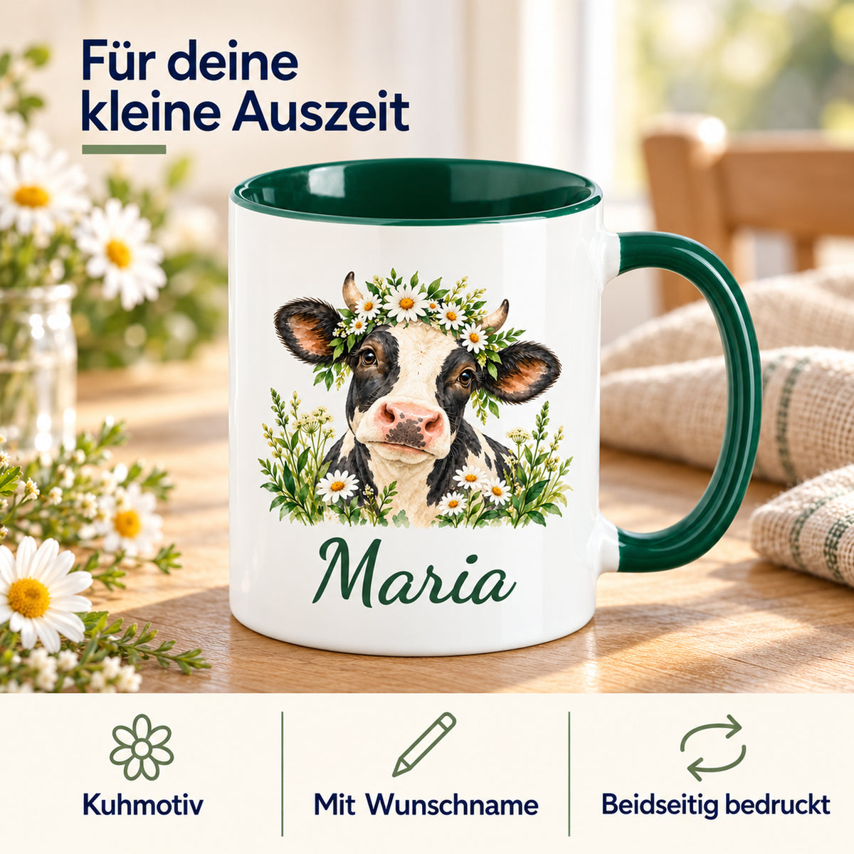 Kuh-Tasse mit schwarz-weißer Kuh mit Gänseblümchenkranz und Wunschname; Infografik zu Kuhmotiv, Wunschname und beidseitigem Druck