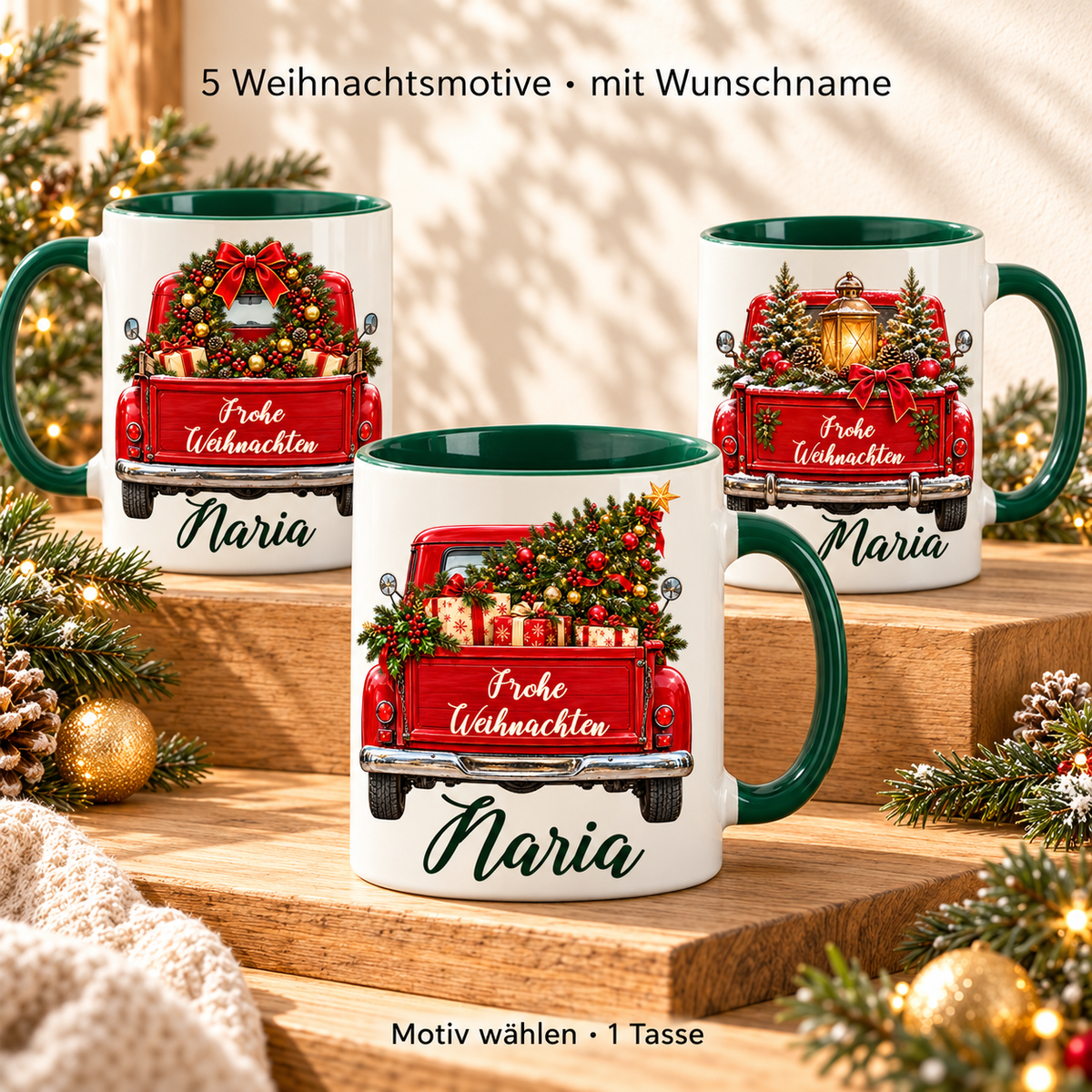 Drei weiß-grüne personalisierte Weihnachtstassen mit roten Trucks, Tannenbaum, Weihnachtskranz und Winterlaterne im warmen Weihnachtsambiente; Hinweis auf fünf wählbare Motive.